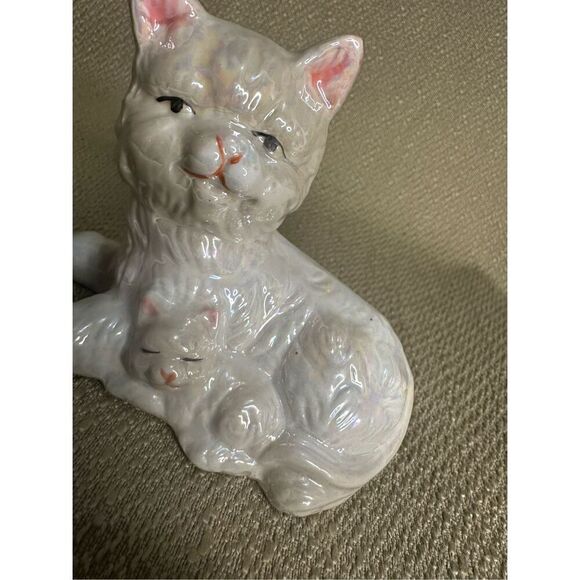 Vtg MCM Pearlescent Mom Cat and Baby Kitten Figurine Decor 4.5” Retro Cat Mom - Picture 6 of 10